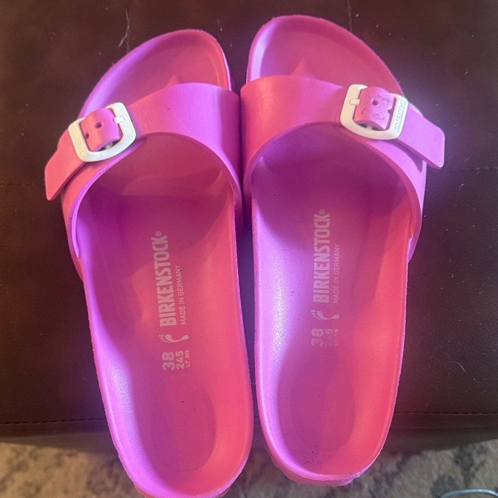 Birkenstock Pink Women’s Slide Sandals with Buckle